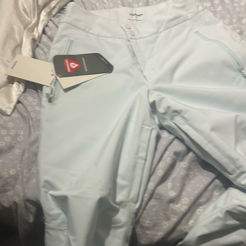 Baby powder blue ski pants brand name is half day
